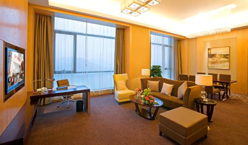 Crowne Plaza Yichang in Yichang Crowne Plaza Yichang in Yichang