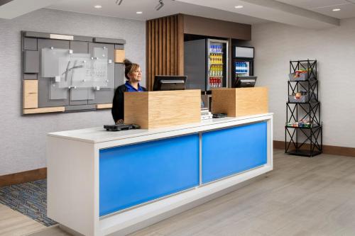 Tampilan eksterior, Holiday Inn Express & Suites Annapolis by IHG in Annapolis (MD) Tampilan eksterior, Holiday Inn Express & Suites Annapolis by IHG in Annapolis (MD)