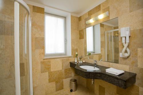 This photo about Best Western Park Hotel Continental shared on HyHotel.com