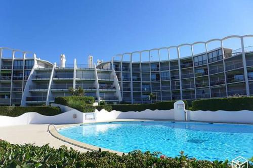 Hôtel Colombet stays - Belle Plage