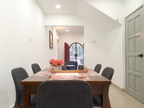 Faciliteiten, Kuala Lumpur Jalan Ipoh Terrace House in Sentul Faciliteiten, Kuala Lumpur Jalan Ipoh Terrace House in Sentul