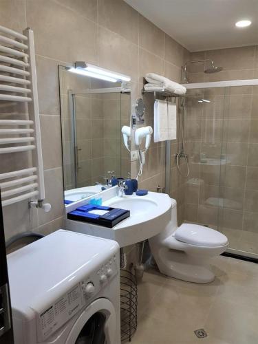 This photo about Crystal Resort Apartment B208 shared on HyHotel.com