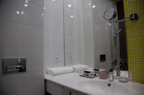 This photo about Kazzhol Park Hotel Almaty shared on HyHotel.com