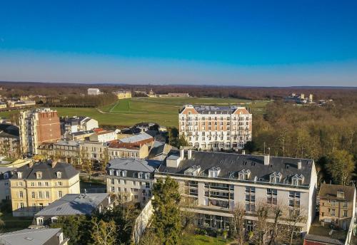 Зовнішній вигляд готелю, Best Western Plus Hotel Du Parc Chantilly in Chantilly Зовнішній вигляд готелю, Best Western Plus Hotel Du Parc Chantilly in Chantilly