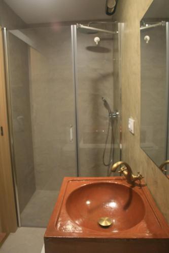Bathroom, Apartamentos Plan Dulcis in Buera Bathroom, Apartamentos Plan Dulcis in Buera