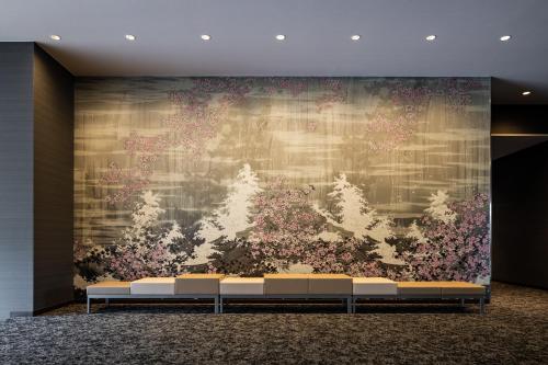 Лоби, Fujikawaguchiko Resort Hotel in Fujikawaguchiko Лоби, Fujikawaguchiko Resort Hotel in Fujikawaguchiko