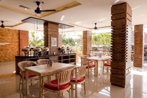 Eten en drinken, Canggu Dream Village Hotel and Suites in Canggu Eten en drinken, Canggu Dream Village Hotel and Suites in Canggu