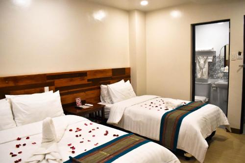 Hotel Lourdes in 佬沃 Hotel Lourdes in 佬沃