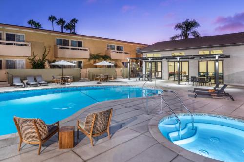 Winners Circle Resort near Poseidon Restaurant-On The Bch Winners Circle Resort near Poseidon Restaurant-On The Bch