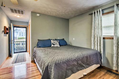 Stockton Lake Escape with Kitchen, Half Mile to Lake in 斯普林菲爾德市中心 Stockton Lake Escape with Kitchen, Half Mile to Lake in 斯普林菲爾德市中心
