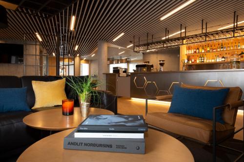 Bar/ Salón, Landhotel in Hella Bar/ Salón, Landhotel in Hella