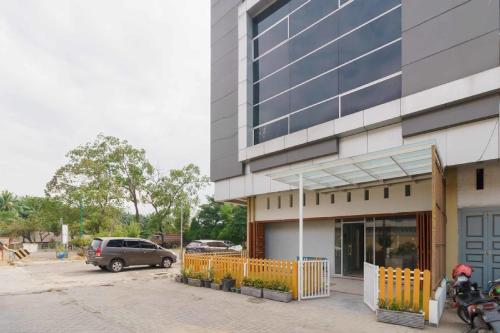 Entrance, RedDoorz @ Helvetia Medan 2 in Medan Barat Entrance, RedDoorz @ Helvetia Medan 2 in Medan Barat