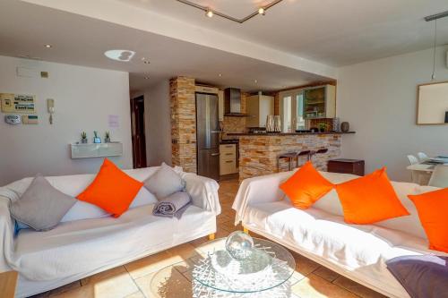 Fasilitas, La Marina Sea Front by Hello Homes Sitges in Aiguadolc Fasilitas, La Marina Sea Front by Hello Homes Sitges in Aiguadolc