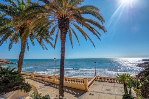Pantai, La Marina Sea Front by Hello Homes Sitges in Aiguadolc Pantai, La Marina Sea Front by Hello Homes Sitges in Aiguadolc