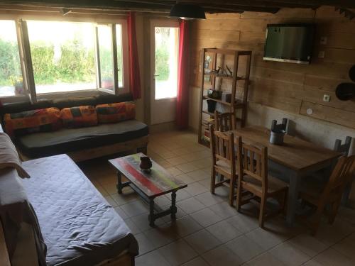 Guestroom, La grange de Maurines in Laguiole Guestroom, La grange de Maurines in Laguiole