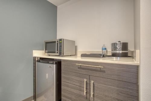 Facilities, Post Time Inn in Carlsbad (NM) Facilities, Post Time Inn in Carlsbad (NM)