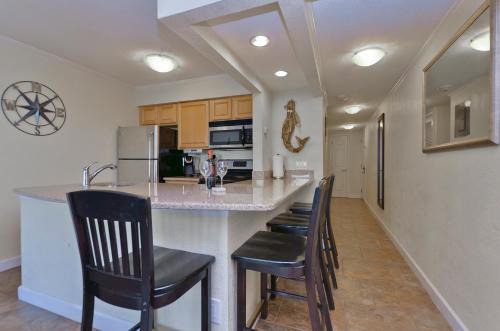 Anchor's Away - WIFI - Pool in Pelican Island Anchor's Away - WIFI - Pool in Pelican Island