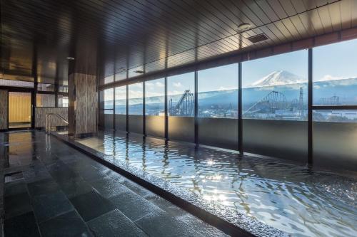 Hot spring bath, HOTEL MYSTAYS Fuji Onsen Resort in Fujikawaguchiko Hot spring bath, HOTEL MYSTAYS Fuji Onsen Resort in Fujikawaguchiko