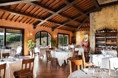 Restaurant, Villa Curina Resort in Castelnuovo Berardenga Restaurant, Villa Curina Resort in Castelnuovo Berardenga