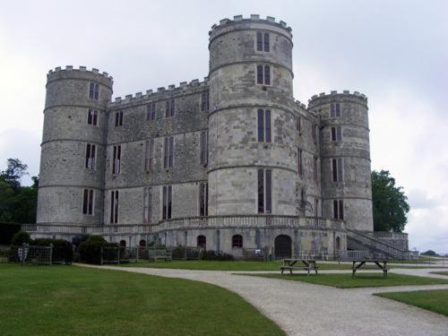 This photo about Frome Corner shared on HyHotel.com