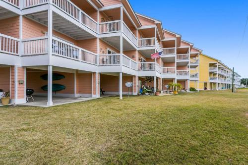 16038 Innerarity Pt Rd in Zona costeira/praia 16038 Innerarity Pt Rd in Zona costeira/praia