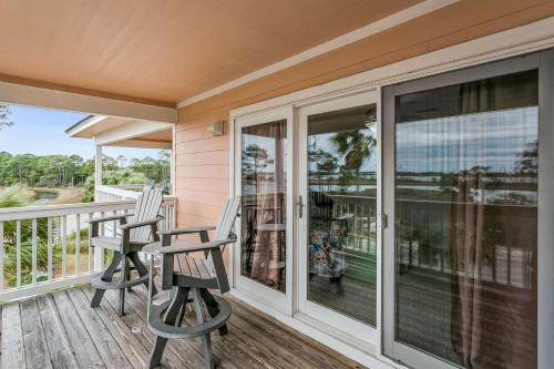 16038 Innerarity Pt Rd in Waterfront/beach 16038 Innerarity Pt Rd in Waterfront/beach