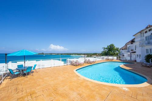 View, Luxe Beach Resort in Discovery Bay View, Luxe Beach Resort in Discovery Bay