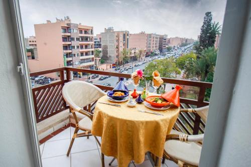 balkon/terras, Hotel EZZAHIA by HMS in Marrakech balkon/terras, Hotel EZZAHIA by HMS in Marrakech