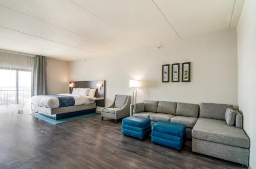Comfort Inn & Suites Gulf Shores East Beach near Gulf State Park in Gulf Shores (AL) Comfort Inn & Suites Gulf Shores East Beach near Gulf State Park in Gulf Shores (AL)