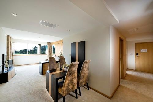 Penafiel Park Hotel & Spa in เปนาฟิลด์ Penafiel Park Hotel & Spa in เปนาฟิลด์