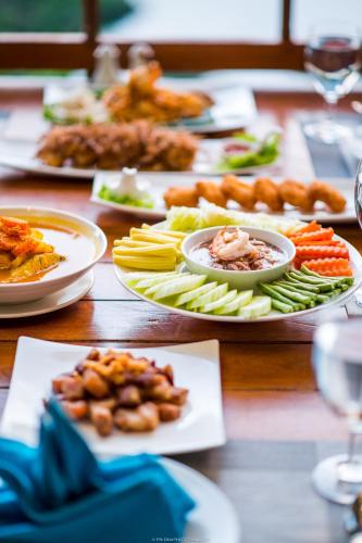 Food and beverages, Katathong Golf Resort & Spa in Phang Nga Food and beverages, Katathong Golf Resort & Spa in Phang Nga