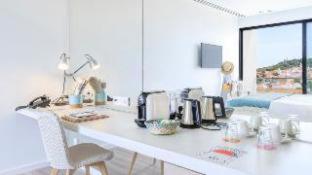 Santiago Hotel in ซานเตียโก โด คาเซม Santiago Hotel in ซานเตียโก โด คาเซม