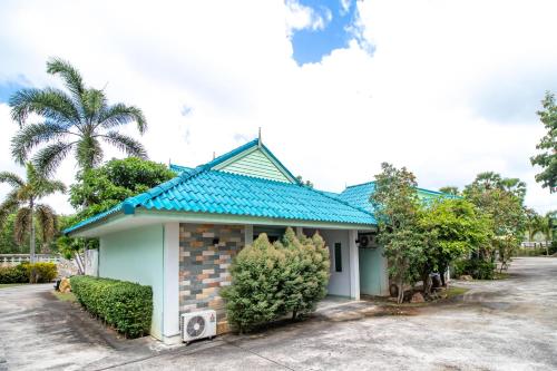 Exterior view, Khum Suk Resort in Nam Noi Exterior view, Khum Suk Resort in Nam Noi