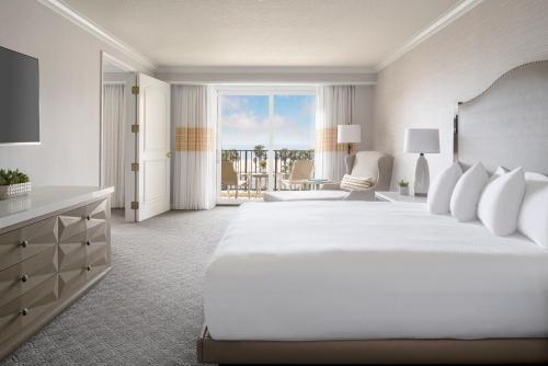 Hyatt Regency Huntington Beach in Huntington Beach (CA) Hyatt Regency Huntington Beach in Huntington Beach (CA)