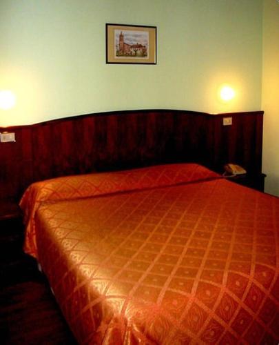 Albergo La Meridiana in Portogruaro Albergo La Meridiana in Portogruaro