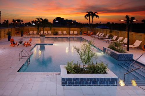 Exterior view, Hotel Indigo Orange Beach - Gulf Shores by IHG in Orange Beach Exterior view, Hotel Indigo Orange Beach - Gulf Shores by IHG in Orange Beach
