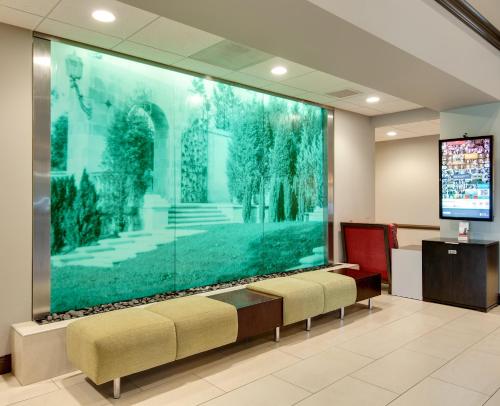 Lobby, Hotel Indigo Chicago-Vernon Hills By IHG in Vernon Hills Lobby, Hotel Indigo Chicago-Vernon Hills By IHG in Vernon Hills