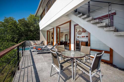 Balcony/terrace, Philips Villa in Ao Leuk Bay Balcony/terrace, Philips Villa in Ao Leuk Bay