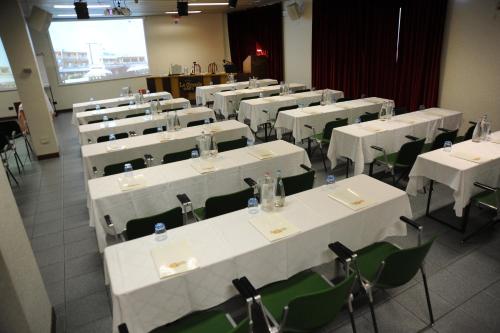 Business Center, Le Gronde in Sommo Business Center, Le Gronde in Sommo