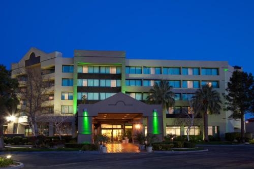 Exterior view, Holiday Inn Palmdale-Lancaster By IHG in Palmdale (CA) Exterior view, Holiday Inn Palmdale-Lancaster By IHG in Palmdale (CA)