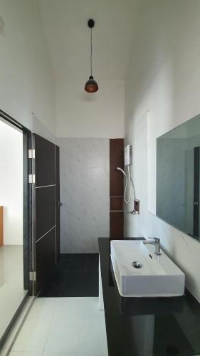 Bathroom, ATTITUDE THE RESORT in Non Sung Bathroom, ATTITUDE THE RESORT in Non Sung