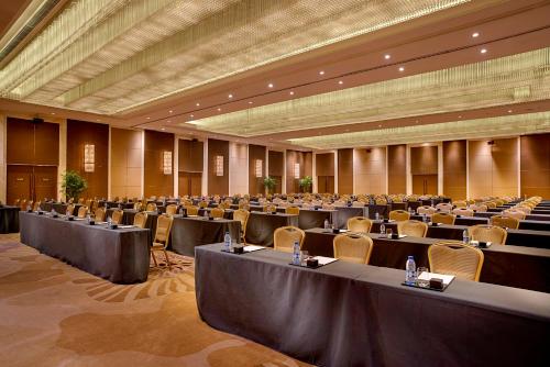 Banquet hall, Expo Center Hotel near International Exhibition Center Banquet hall, Expo Center Hotel near International Exhibition Center
