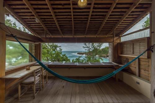 شرفة/ تراس, Blessings At Strawberry Fields in Boscobel شرفة/ تراس, Blessings At Strawberry Fields in Boscobel