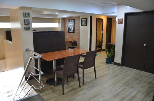 Restaurant, Green Banana Business Hotel near Abreeza Mall Restaurant, Green Banana Business Hotel near Abreeza Mall