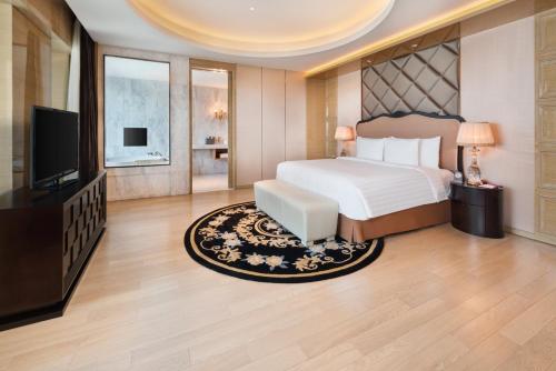 Crowne Plaza Shanghai Noah Square By IHG in Putuo and Changfeng Park Crowne Plaza Shanghai Noah Square By IHG in Putuo and Changfeng Park