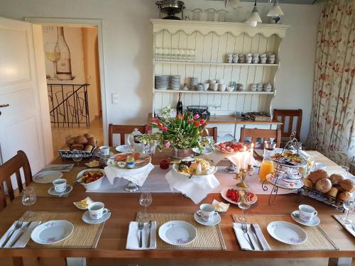 Їжа та напої, Gästehaus Eschment (Gastehaus Eschment) in Лампертгайм Їжа та напої, Gästehaus Eschment (Gastehaus Eschment) in Лампертгайм