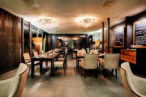 Comida y bebida, Burg & Gastehaus by Schwarzenstein in Geisenheim Comida y bebida, Burg & Gastehaus by Schwarzenstein in Geisenheim