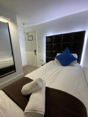 The Charles Hotel in Gillingham The Charles Hotel in Gillingham