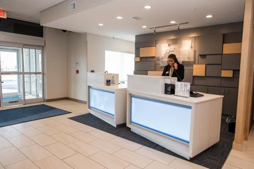 Előcsarnok, Holiday Inn Express & Suites Marietta By IHG in Marietta Előcsarnok, Holiday Inn Express & Suites Marietta By IHG in Marietta