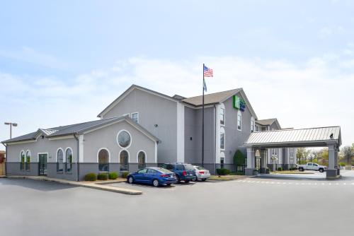 Holiday Inn Express Hotel & Suites North Little Rock, an IHG Hotel in Hot Springs